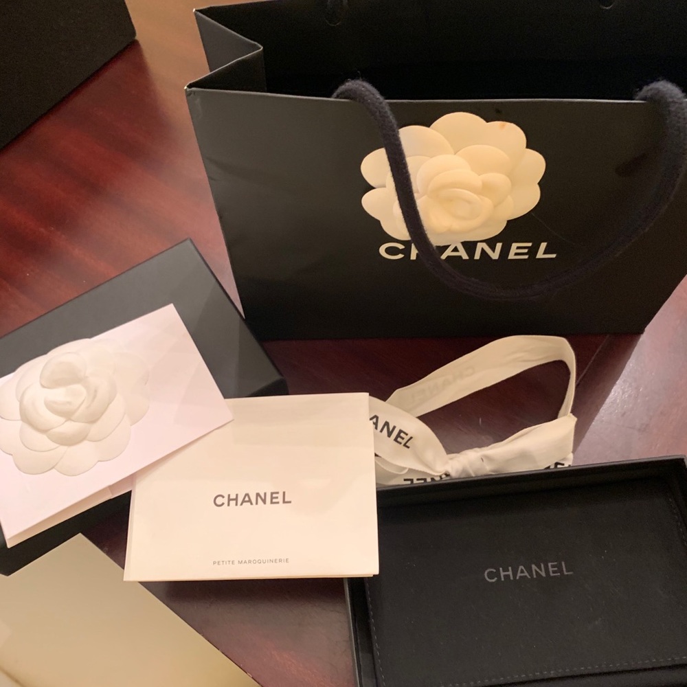 Chanel - Picture 11 of 16